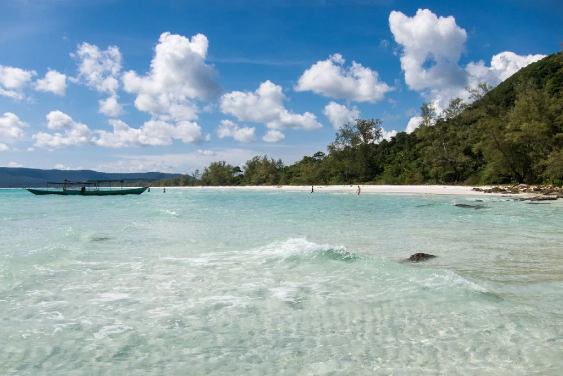 12 Days Tour Package - Cambodia Siem Reap - Angkor Wat - Banteay Srei - Battambang - Koh Rong - Phnom Penh