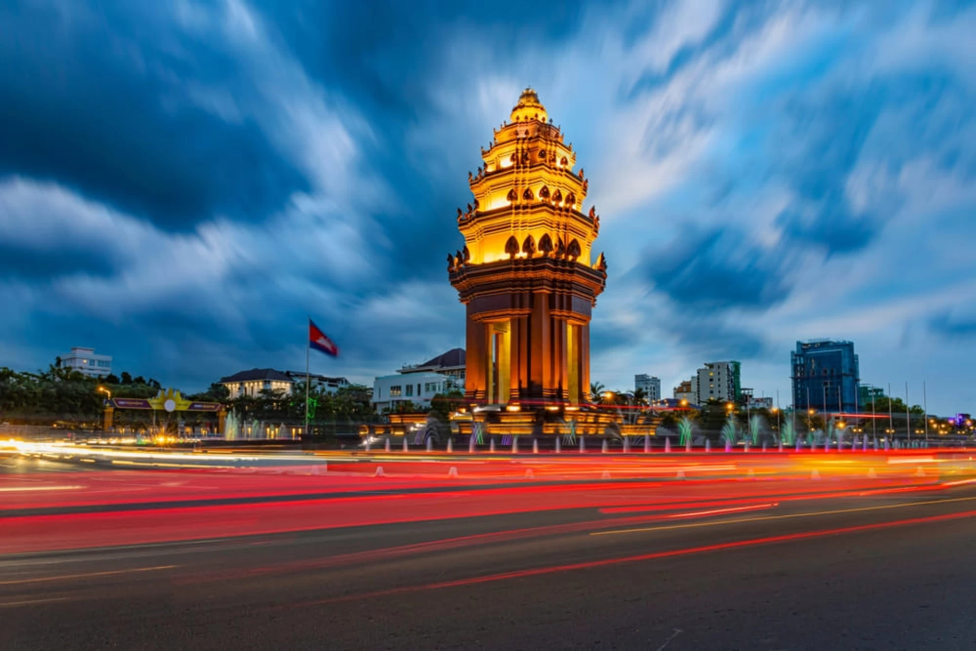 5 Days Tour Package - Cambodia Phnom Penh - Siem Reap