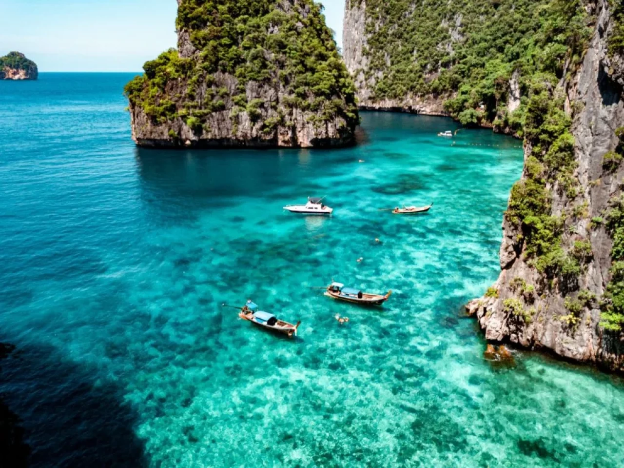 5 Days Tour Package - Thailand Phuket - Phi Phi Island - Krabi