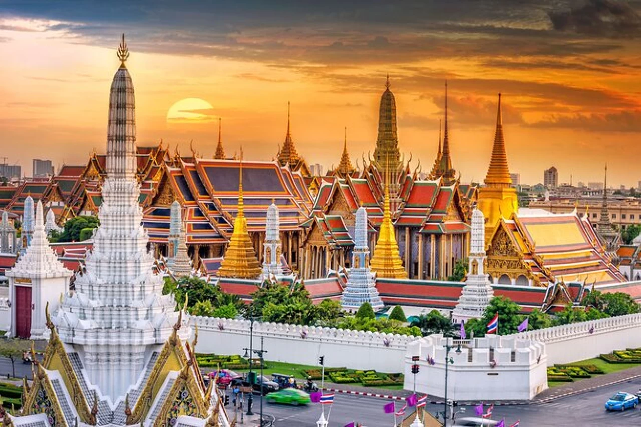 10 Days Tour Package - Thailand Bangkok - Chiang Mai - Phuket