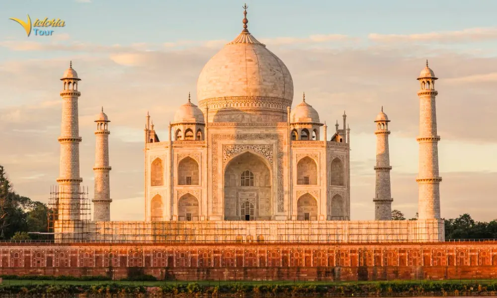India 12-Day Tour: Delhi - Varanasi - Agra - Ranthambore - Rajasthan