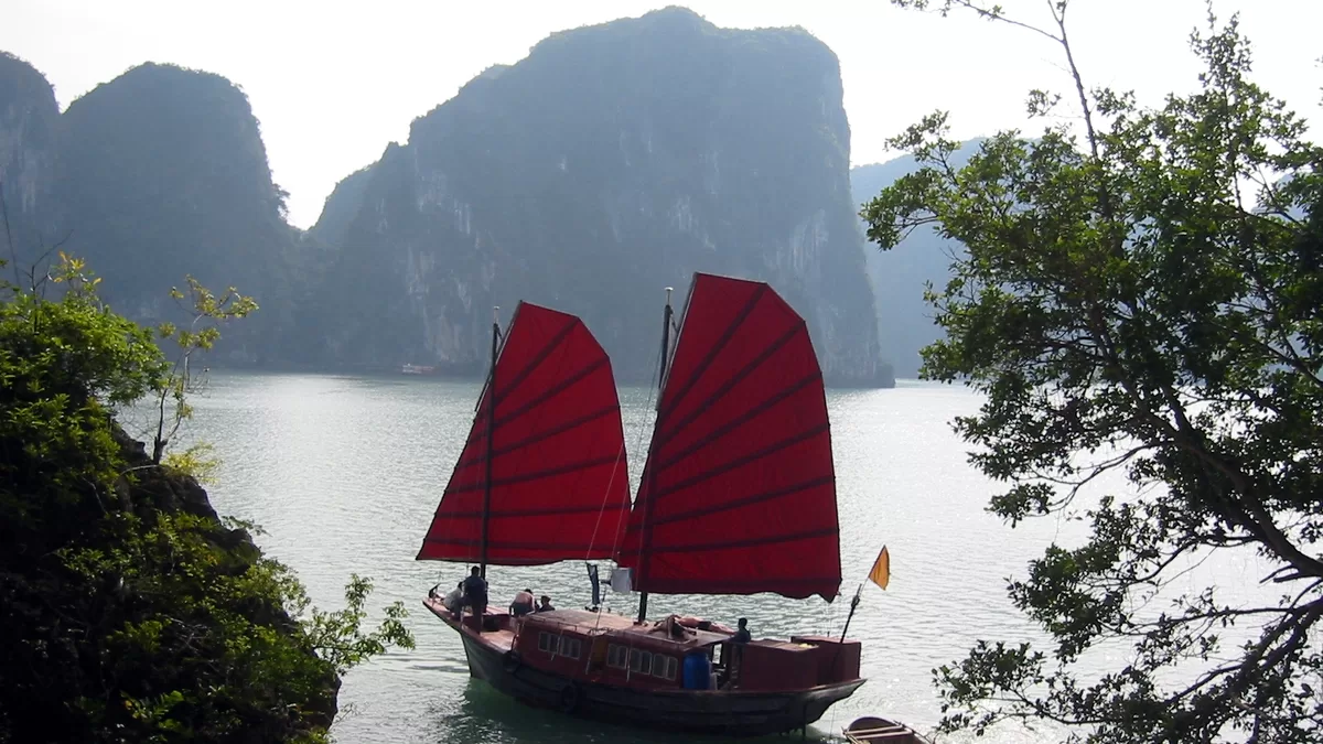 When to visit Ha Long Bay, and how to pick an overnight cruise