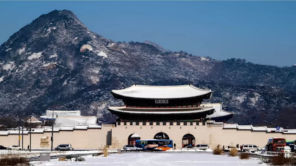 Gwanghwamun Square