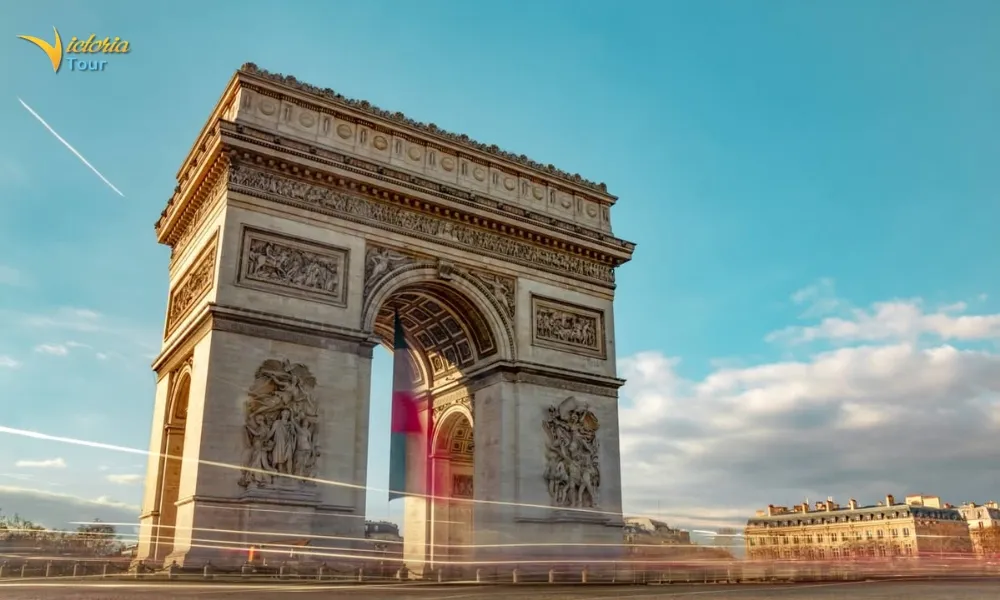 Tour Châu Âu 2 nước 6 ngày 5 đêm: Pháp - Ý