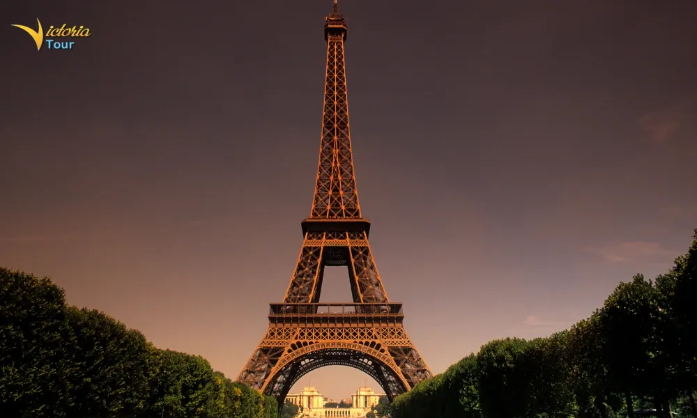 Tháp Eiffel