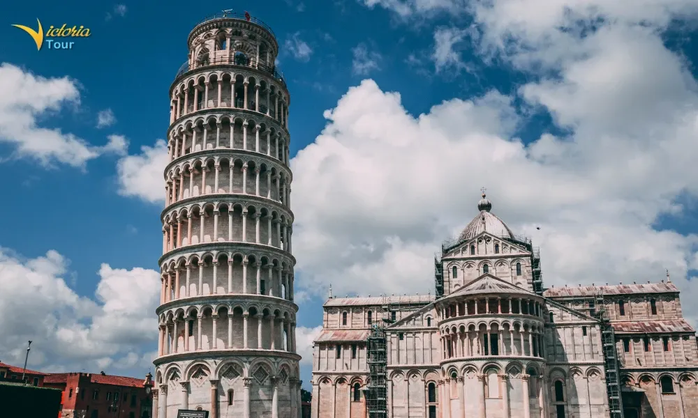 Tháp nghiêng Pisa
