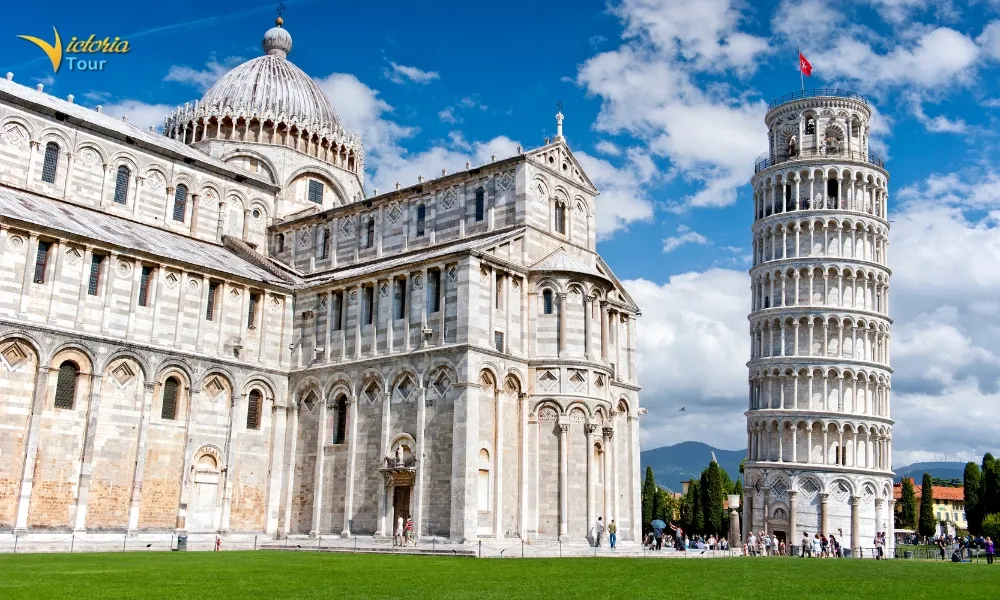 Tháp nghiêng Pisa