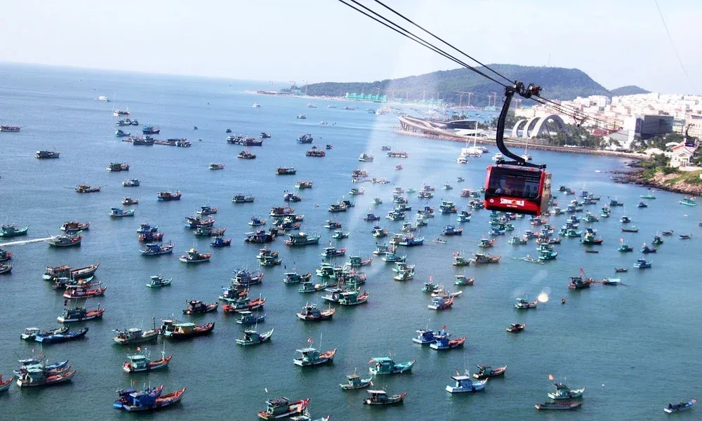 Hon Thom Cable Car